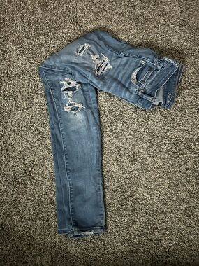 American Eagle Outfitters Distressed Blue Skinny Jeans